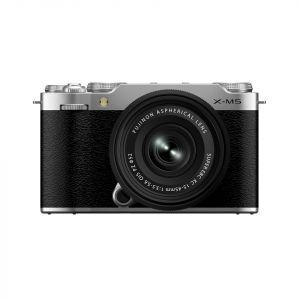 Fujifilm X-M5 silber + XC 15-45mm/3,5-5,6 OIS PZ