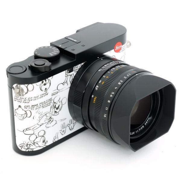 Leica Q2 Disney Edition "100 Year Of Wonder" 471/500 Sn. 5692776, Art. Nr. 19092, Digitalcamera, inkl. Pouch, Rope Strap, Ausstellungsstück, OVP, 2 Jahre Garantie, inkl. 20% MwSt. – Bild 2