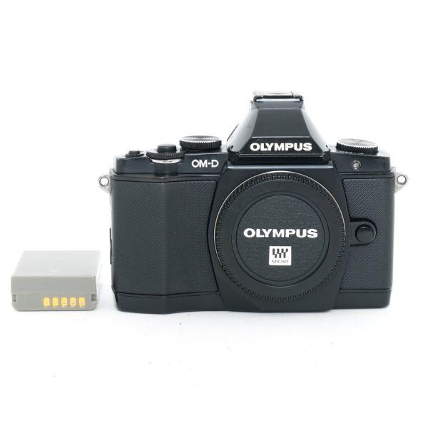 Olympus OM-D E-M5 Gehäuse (29995Auslösungen), 2. Akku