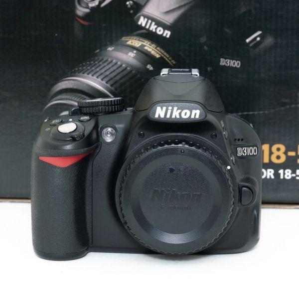 Nikon D3100 (1066 Auslösungen), OVP