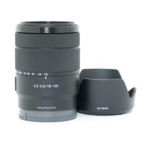 Sony E 18-135mm/3,5-5,6 OSS, Sonnenblende, Ausstellungsstück, 1 Jahr Garantie, inkl. 20% MwSt.