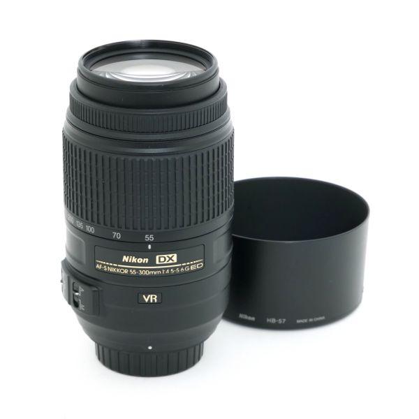 Nikon AF-S 55-300mm/4,5-5,6 DX, G, ED, VR, Sonnenblende